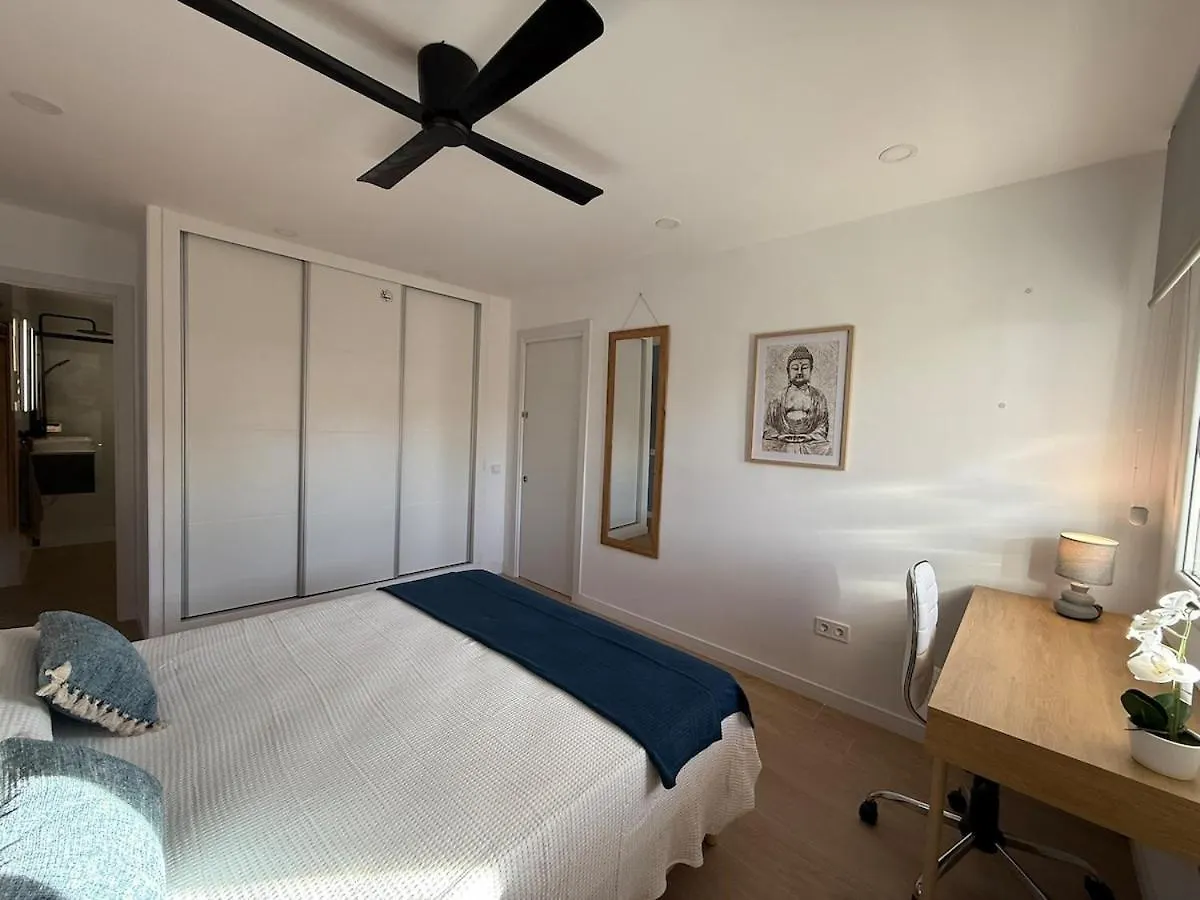 Sunny & Stylish Beach Apartment Fuengirola