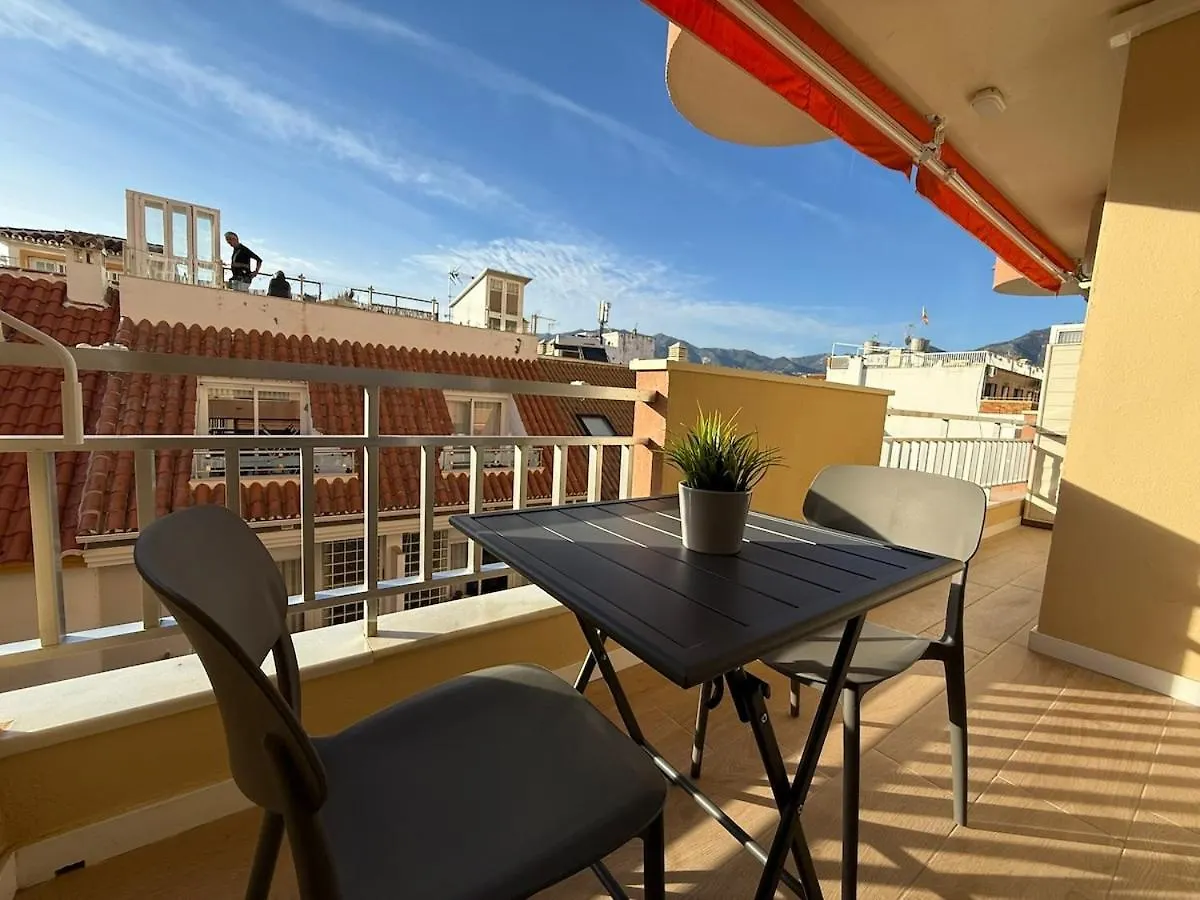 Sunny & Stylish Beach Apartment Fuengirola
