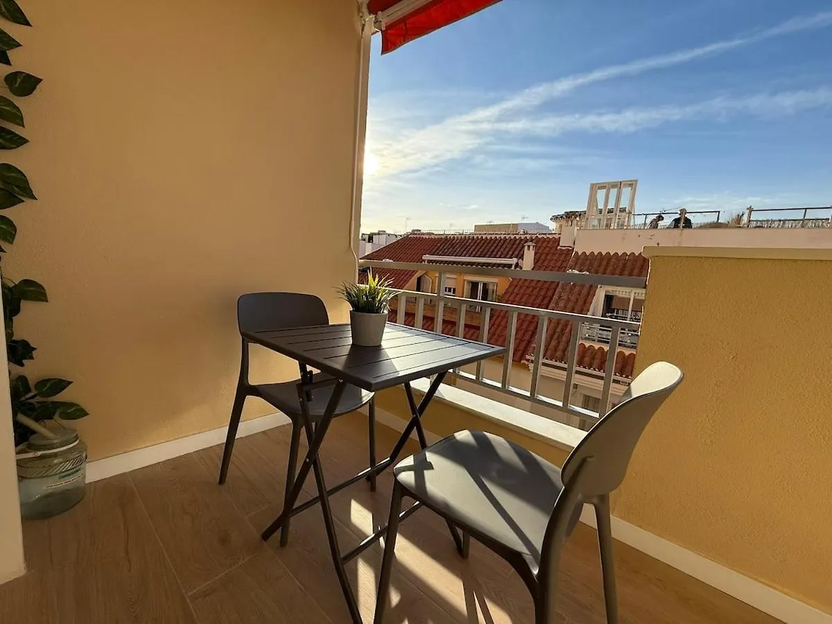 Sunny & Stylish Beach Apartment Fuengirola