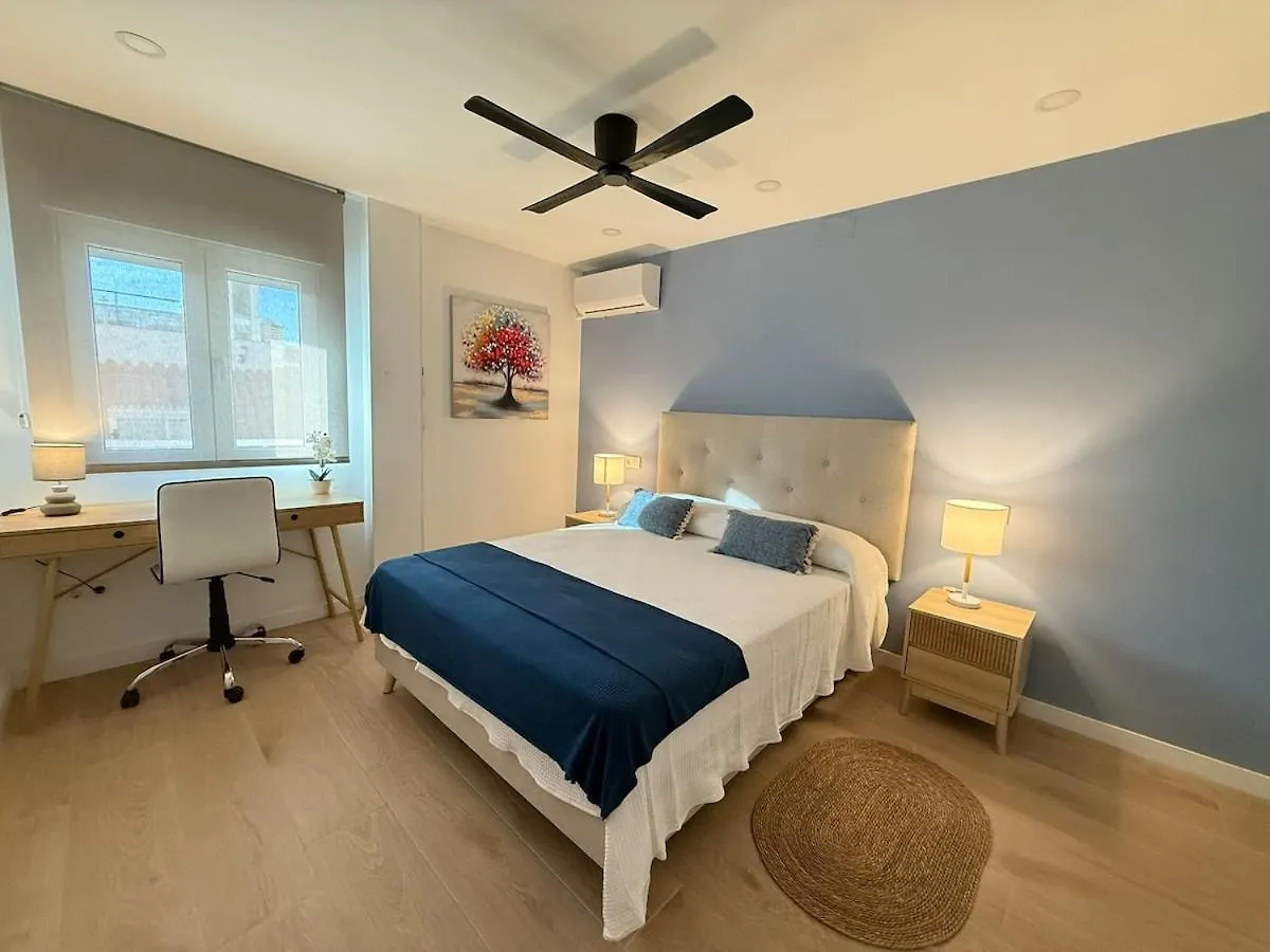Sunny & Stylish Beach Apartment Fuengirola